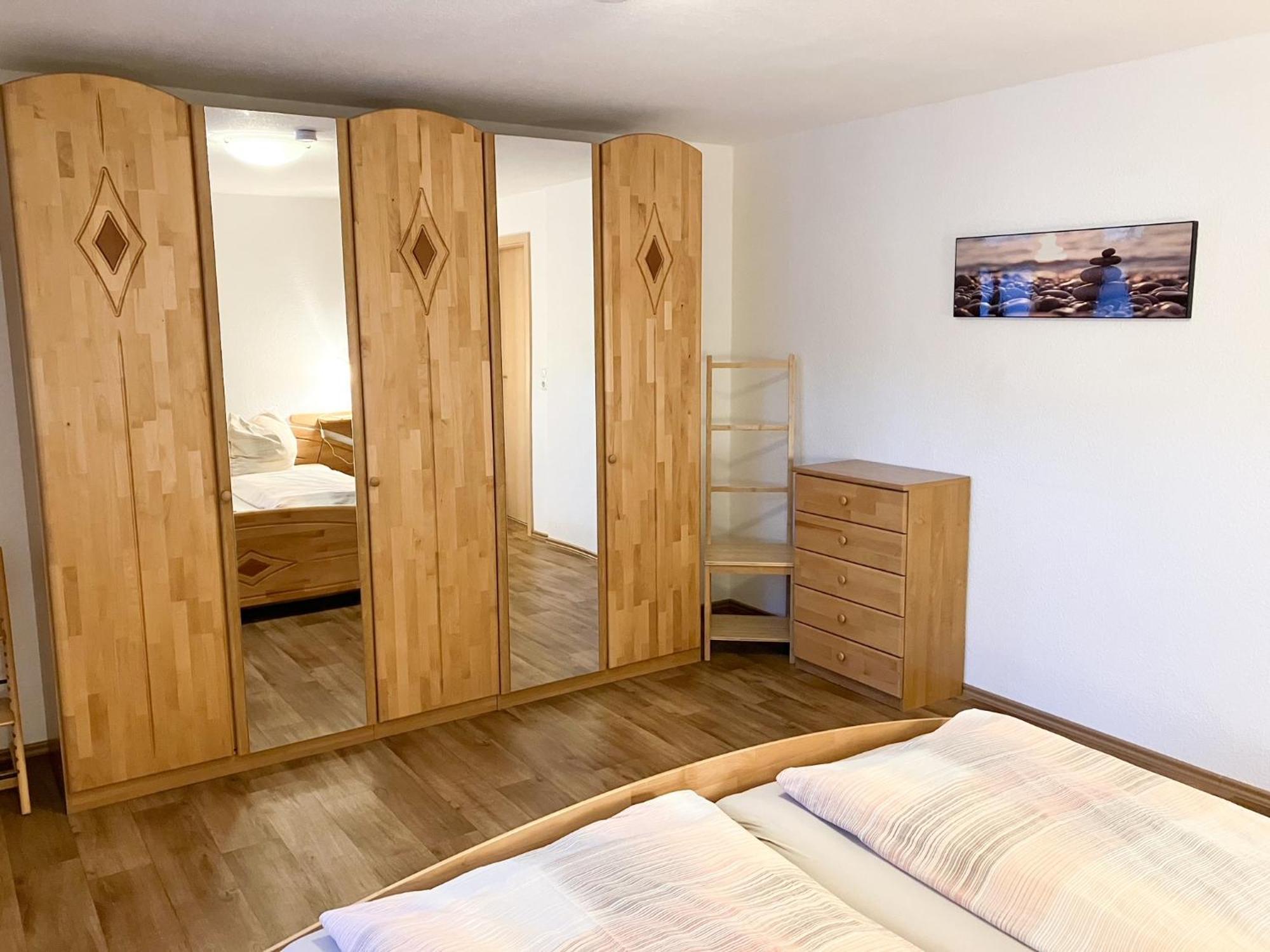 Ferienwohnung Morgensonne Am Kurpark Bad Berka - Parkplatz - Spielplatz - Wlan - 2 Schlafzimmer Esterno foto
