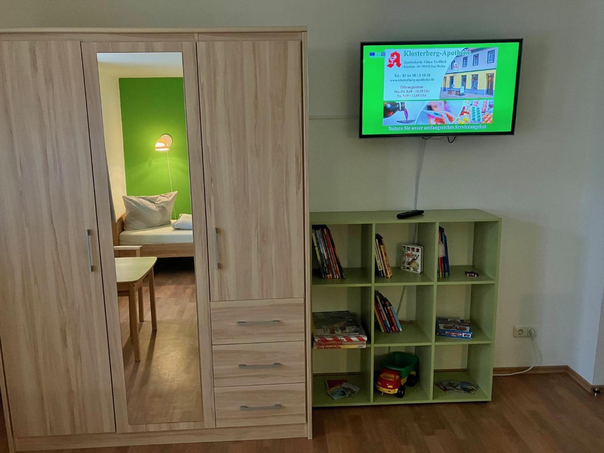 Ferienwohnung Morgensonne Am Kurpark Bad Berka - Parkplatz - Spielplatz - Wlan - 2 Schlafzimmer Esterno foto