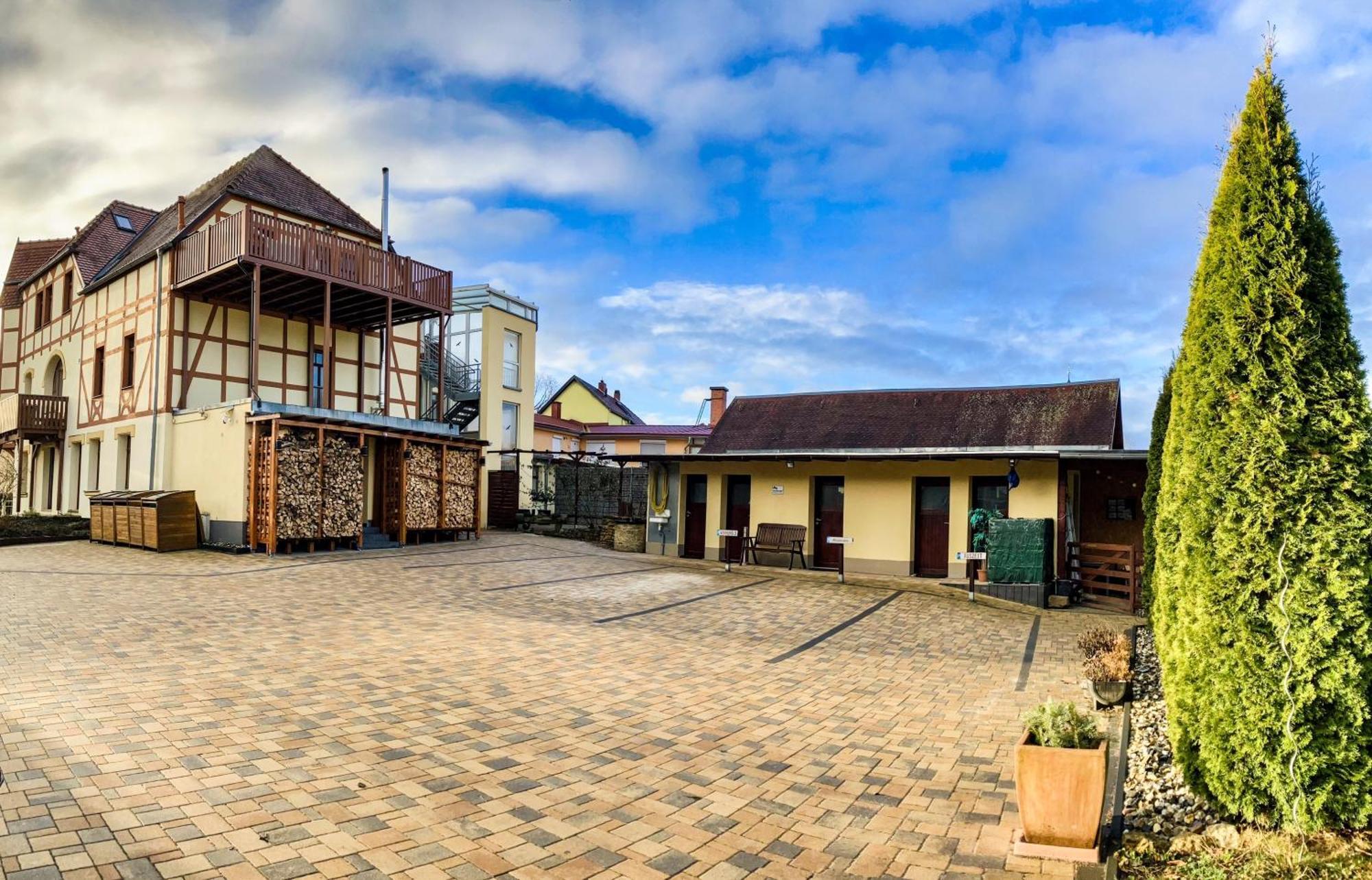 Ferienwohnung Morgensonne Am Kurpark Bad Berka - Parkplatz - Spielplatz - Wlan - 2 Schlafzimmer Esterno foto