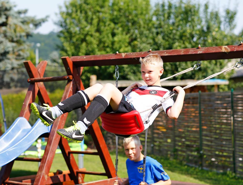 Ferienwohnung Morgensonne Am Kurpark Bad Berka - Parkplatz - Spielplatz - Wlan - 2 Schlafzimmer Camera foto